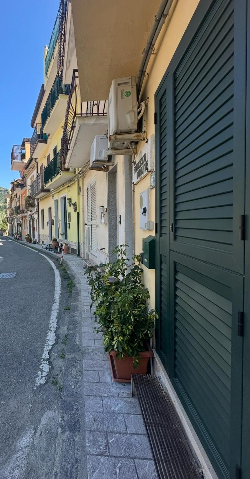 Taormina Beach Apartment Appartamento Taormina